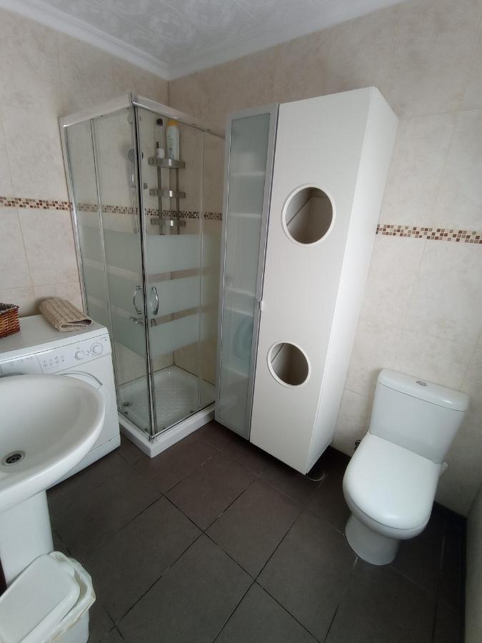 Apartamento con terraza, tipo ático, dos dormitorios y salón con sofá cama Jerez de la Frontera Exterior foto