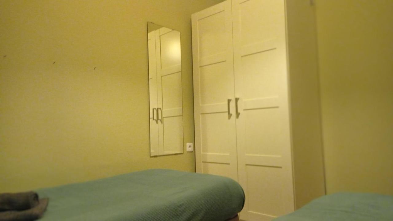 Apartamento con terraza, tipo ático, dos dormitorios y salón con sofá cama Jerez de la Frontera Exterior foto